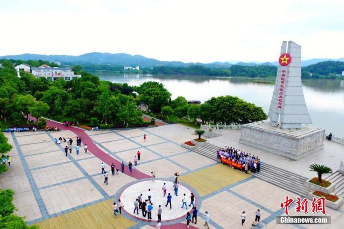 t01bb00ed3e18536151.jpg?size=700x465