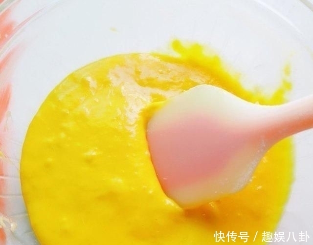  蛋糕|戚风蛋糕，细腻绵润，新手也能轻松学会