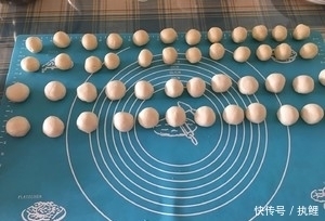 配方|在家自制绿豆饼,照着配方做,小白都能学会,不敢咬,掉渣