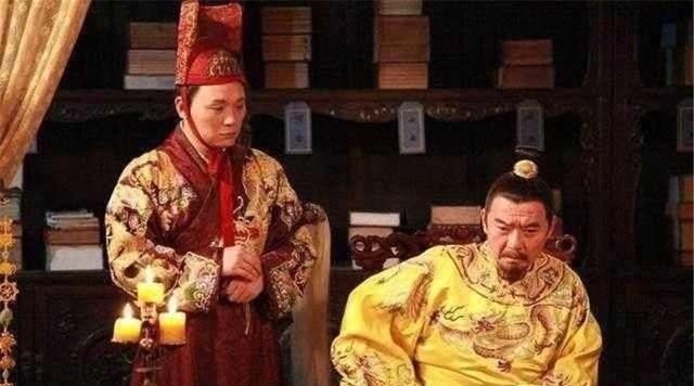 吏部|吏部小官和朱元璋除夕夜一起喝酒，次日连升10级，他做了什么？