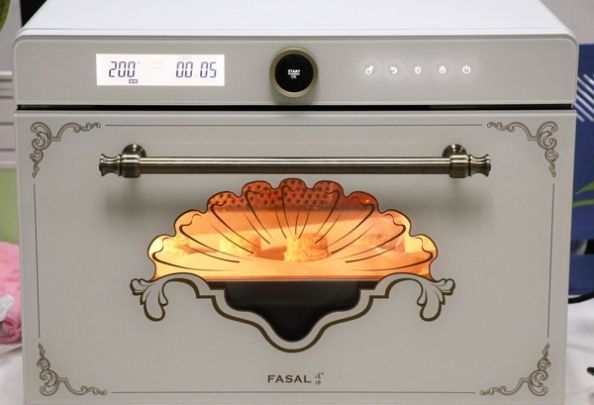 咸蛋黄|星巴克一盒美食卖1378元，却有很多人喜欢，原来是因为这个