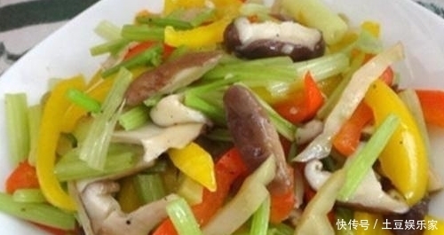 同事|请同事吃饭,2个人准备4道菜,同事还嫌不够吃,背后说我“抠门”