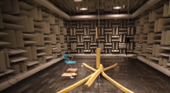  成功|世界上最“安静”的房间，待一小时就能获得7000块，无人成功