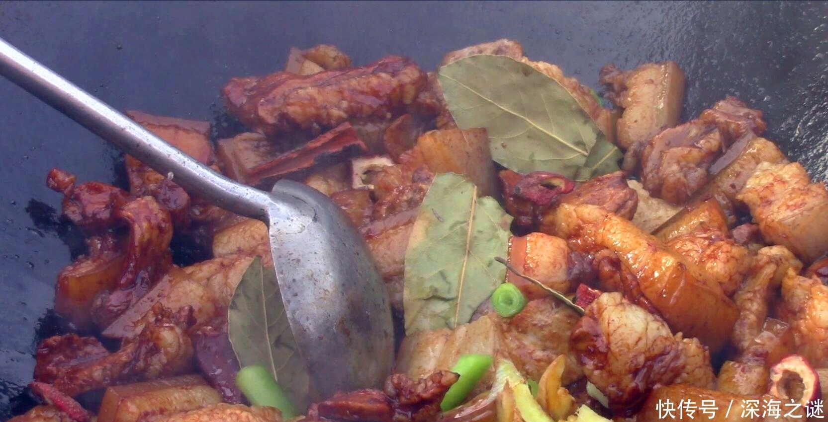 分钟|1分钟教你红烧肉的做法，加入两样食材，不柴不腻，肉皮晶莹剔透