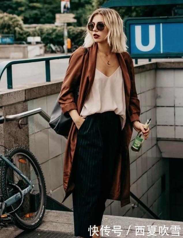 分烟管裤|九分裤+平底鞋,才是早秋最潮搭配