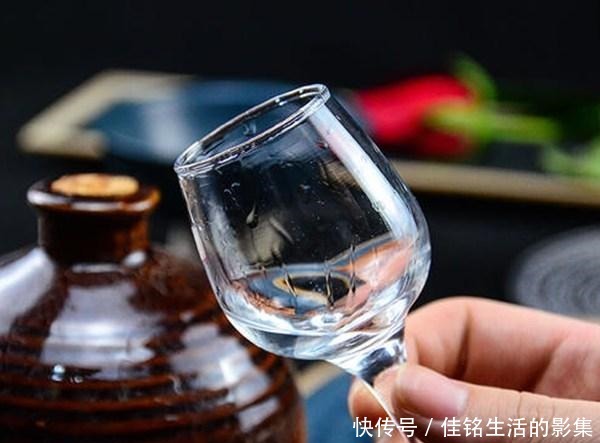 白酒的好坏|买白酒,只要瓶身没有“这行字”,不管价格多便宜,都是纯粮好酒