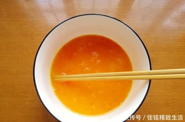 美味|这款早餐饼的做法也太简单了,10分钟就能搞定,快手省事还美味