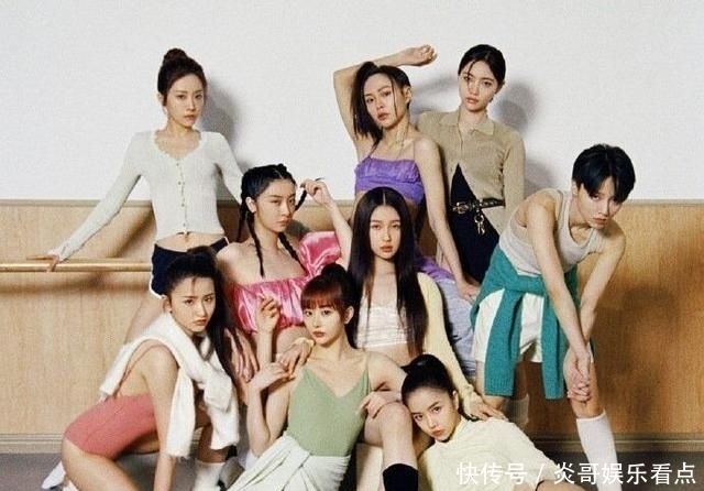 位置|青你2毕业照又来了!除了刘雨昕稳坐C位,其他前九的位置遭质疑