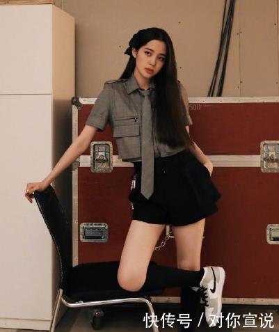 录制|欧阳娜娜叫停录制,道歉用繁体字引发争论,是习惯还是无诚意