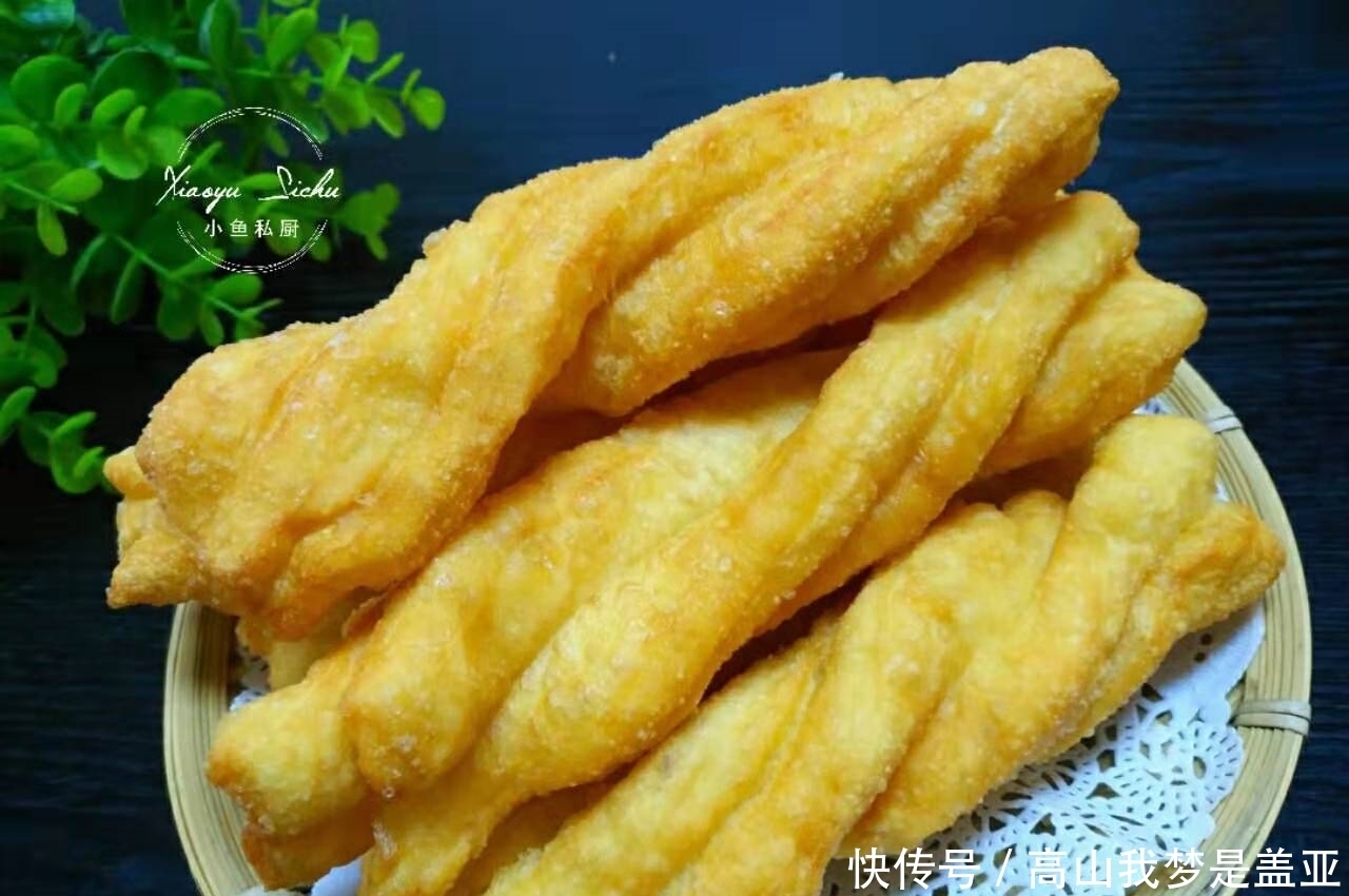 发酵|家里有面粉吗?跟我一起做油条吧,不用泡打粉,零难度,一次成功