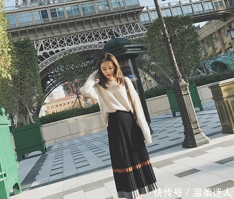 秋裙|女人别穿去年的秋裙了!今年9月流行针织套装,美嫩巨高挑