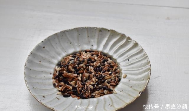 米和藜麦|天凉了早餐喝这杯热乎乎,暖胃又暖心,比粥细腻又省心还容易吸收