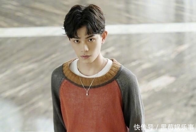 杨超越|《中餐厅》放大招,王俊凯回归不算啥,飞行嘉宾全是顶级流量