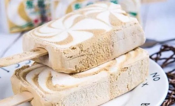 好吃|包装“寒酸”却很好吃的雪糕,东北大板名列前茅,吃过几种