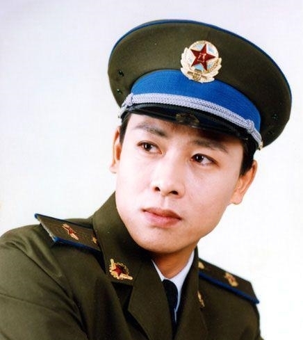 胡亚捷|胡亚捷与妻子3次离婚大战,为何不但没得逞反而还“割地赔款”?