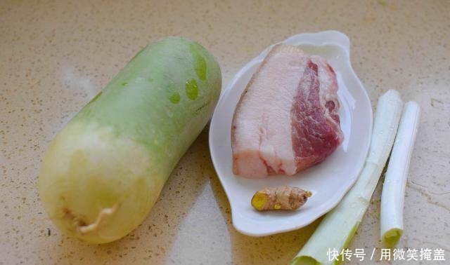 地方叫|用这菜做焖面,老公最爱吃,浓香美味,到了冬天周周都要吃