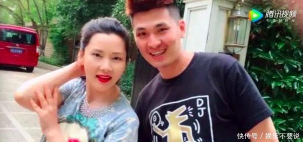 父亲|何赛飞和妹妹十年“夫妻”,与初恋裸婚恩爱32年,今成大赢家