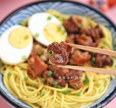 好吃|五香焖牛腩的做法