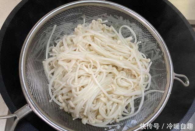 牛羊肉|入秋后最该吃的不是牛羊肉而是它,五块钱一大盘,五分钟就光盘