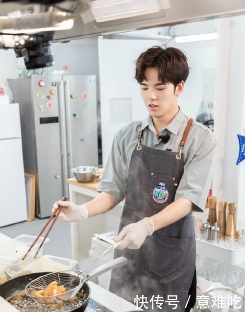 依然|仝卓自曝高考作弊,将往届生改应届生,却不知人设崩塌依然笑嘻嘻