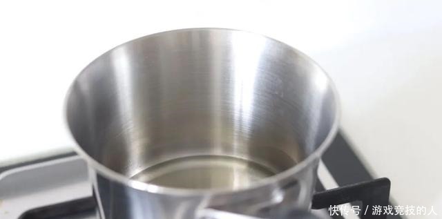 新手|日式烫面纸杯蛋糕,新手最爱的方子,柔软细腻,入口即化!