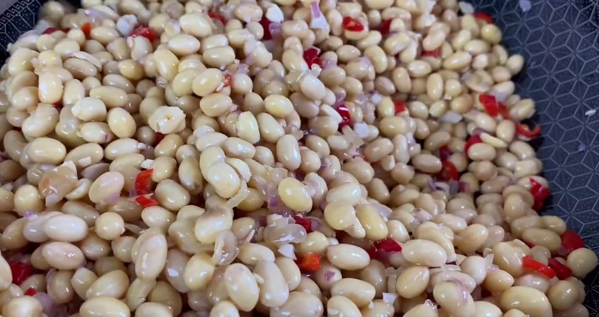 下饭|想吃黄豆酱自己在家就能做,传统老配方,香辣绵软又下饭,真香