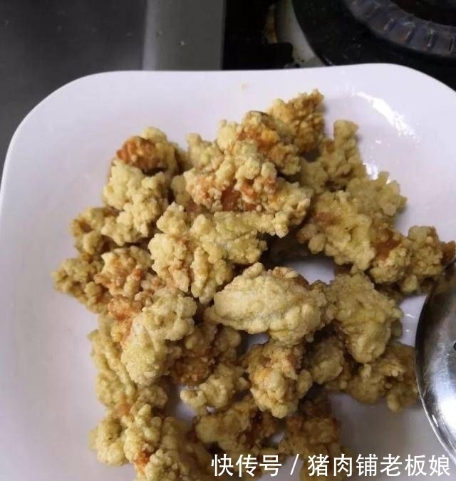  酸甜|菠萝酸甜肉：一道色香味俱全的酸甜佳肴！