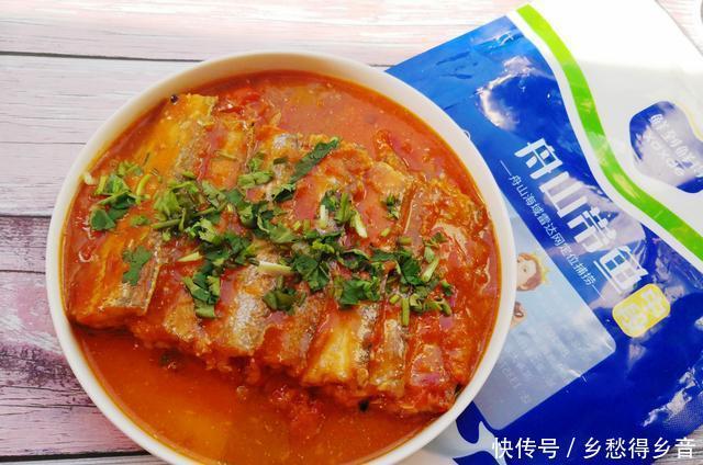 带鱼|带鱼味道鲜美营养高,酸甜开胃这样做,好吃到连一滴汤汁都不剩