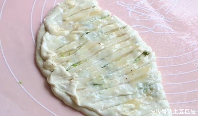 煎饼|发现煎饼新吃法,比馒头好吃,比油条做法简单,酥脆香软,特美味