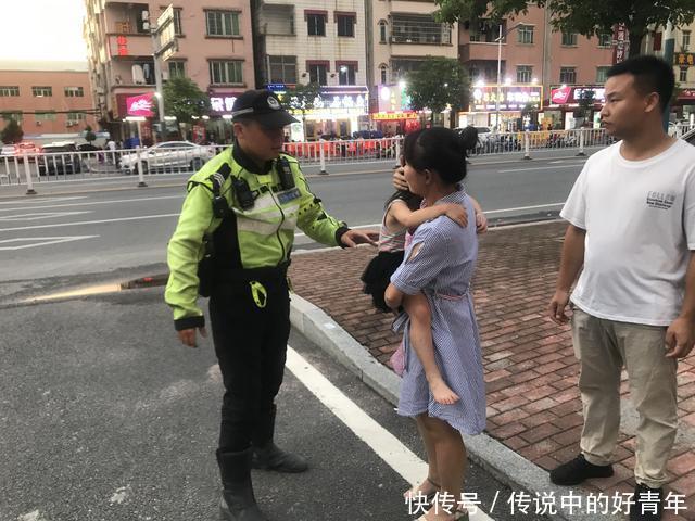  疏忽|女孩因父母疏忽逛街走散遇上铁骑助回家