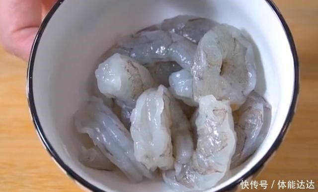 肠粉|肠粉这样简单一做,美妙可口、味道丰富,吃了这顿想下顿!
