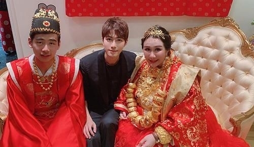  哈佛|辛奇隆：21岁东北小伙近满分入哈佛，何鸿燊陪嫁14亿将28岁爱女娶