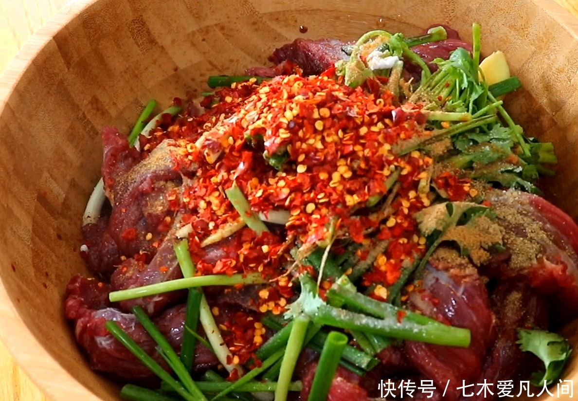  鲜香|在家自制手撕牛肉干，做法简单易学，鲜香麻辣，越嚼越香，真过瘾