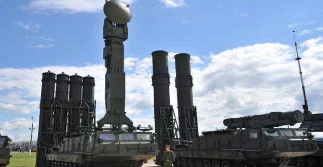 备战|如果美国开始备战,第一个将对谁下手?基辛格:它对美国威胁最大