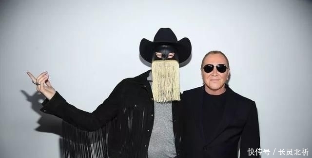 女孩|T型台 | 水果女孩朴秀荣穿上它,好一个明媚灿烂的plmm