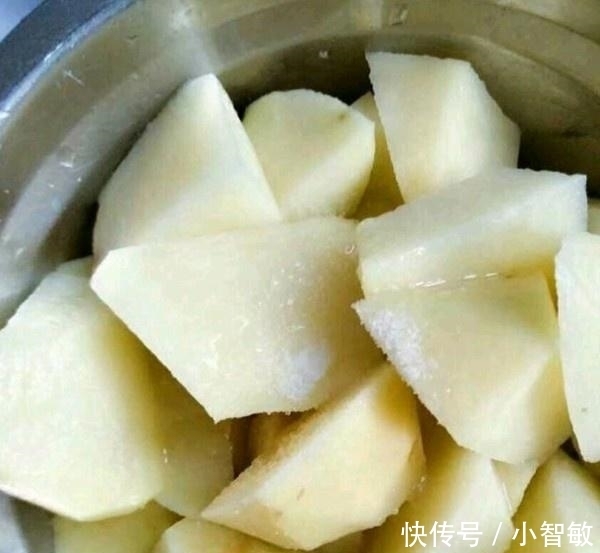 一年四季|这菜一年四季都便宜,我家一买就8斤,维C是苹果10倍,全家爱吃