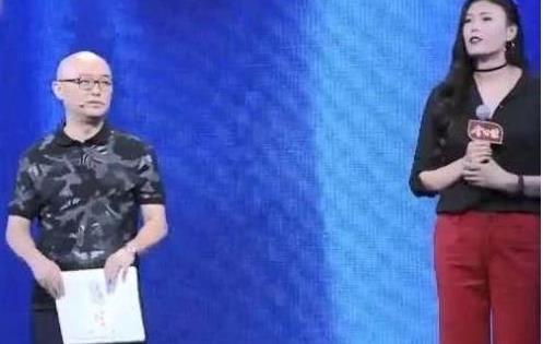 牵手|《非诚勿扰》1米92“女巨人”牵手黑人男嘉宾,网友:很般配!