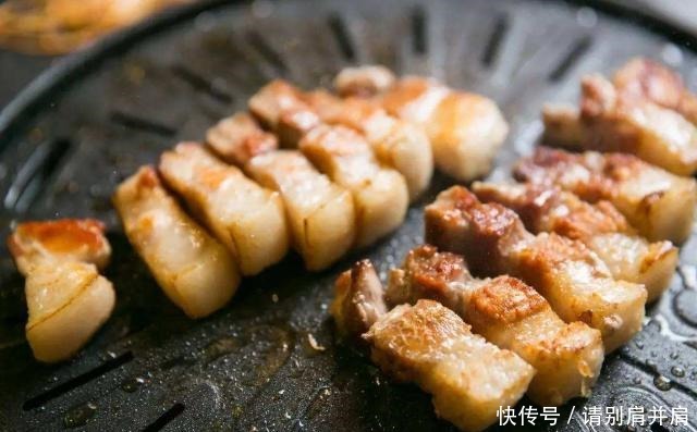 会端|吃自助烤肉,明明没拿萝卜,为啥服务员会端来一盘不懂可别乱吃