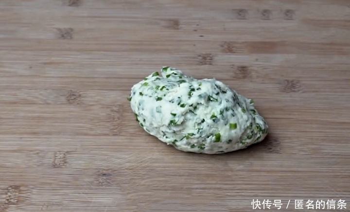 鲜香|天热没食欲,教你在家做鸡蛋面,鲜香多汁,劲道爽滑,全家都爱吃