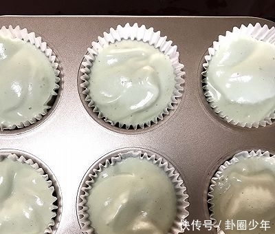 爆浆|#网红美食我来做#Q弹麻薯巧克力爆浆小蛋糕