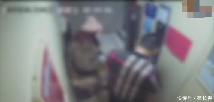 女孩|男子“陌陌”上认识女孩, 女孩抱着狗来家里, 之后发生的事没想到