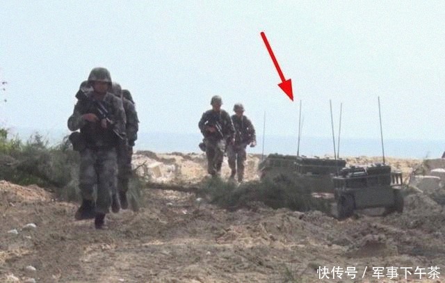 海滩|我军用无人战车登陆作战虽然先进,但遇到敌方的电磁干扰怎么办?