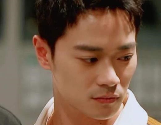 垫底|沦为垫底,定级评分不如张大大,家喻户晓的曹骏童星的苦有谁知