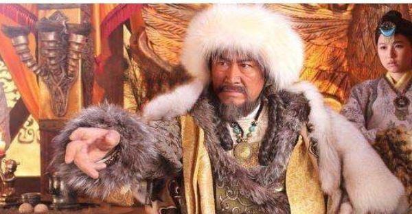 当得|这皇帝当得太丢人,被大臣们打了二十大板,还不能发火