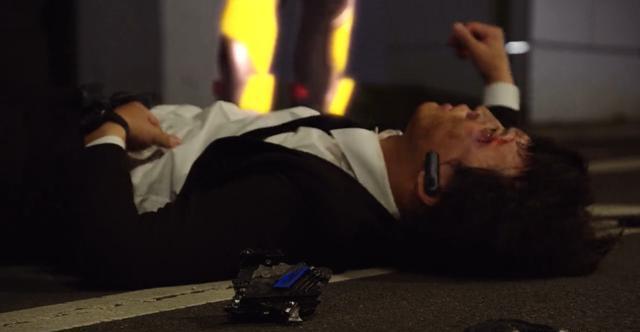 男人|假面骑士01:真男人不破!世界上没有我掰不开的东西!