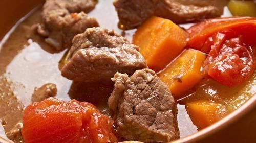 高压锅|炖牛肉,多加“这5样”食材,牛肉香嫩不腥熟得快,高压锅都省了