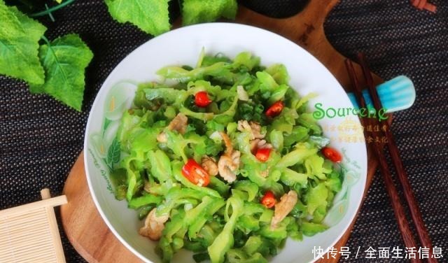 辣椒|苦瓜不管加什么炒,只要掌握这3个技巧,苦瓜不苦,翠绿爽口