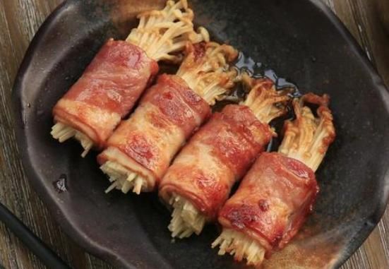 建议|咬一口就满嘴流油的培根,原材料是肉吗营养师建议青少年少吃