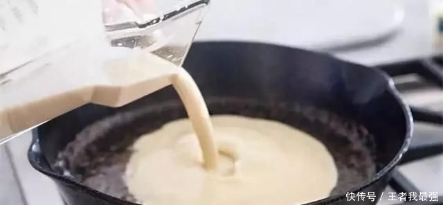  煎饼果子|这才是煎饼果子最好吃的做法,煎饼香,果子酥,比外面卖的还好吃