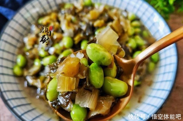  开胃|春节油腻吃多了，这两种素菜一起炒，清爽开胃，上桌就光盘